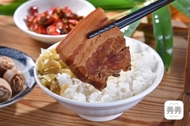 東坡鮮肉飯(楠梓店)-內文 13-魯肉飯.jpg